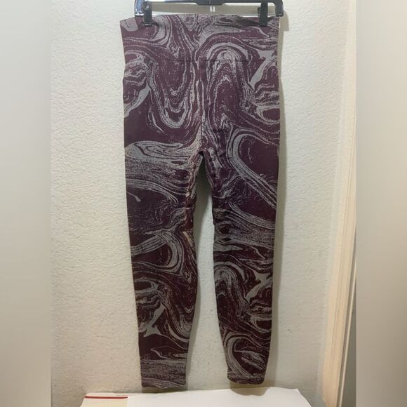 Athleta Aurora Shine High Waist Compression Tight Legging Spiced Cabernet, Sz XL - Picture 5 of 8